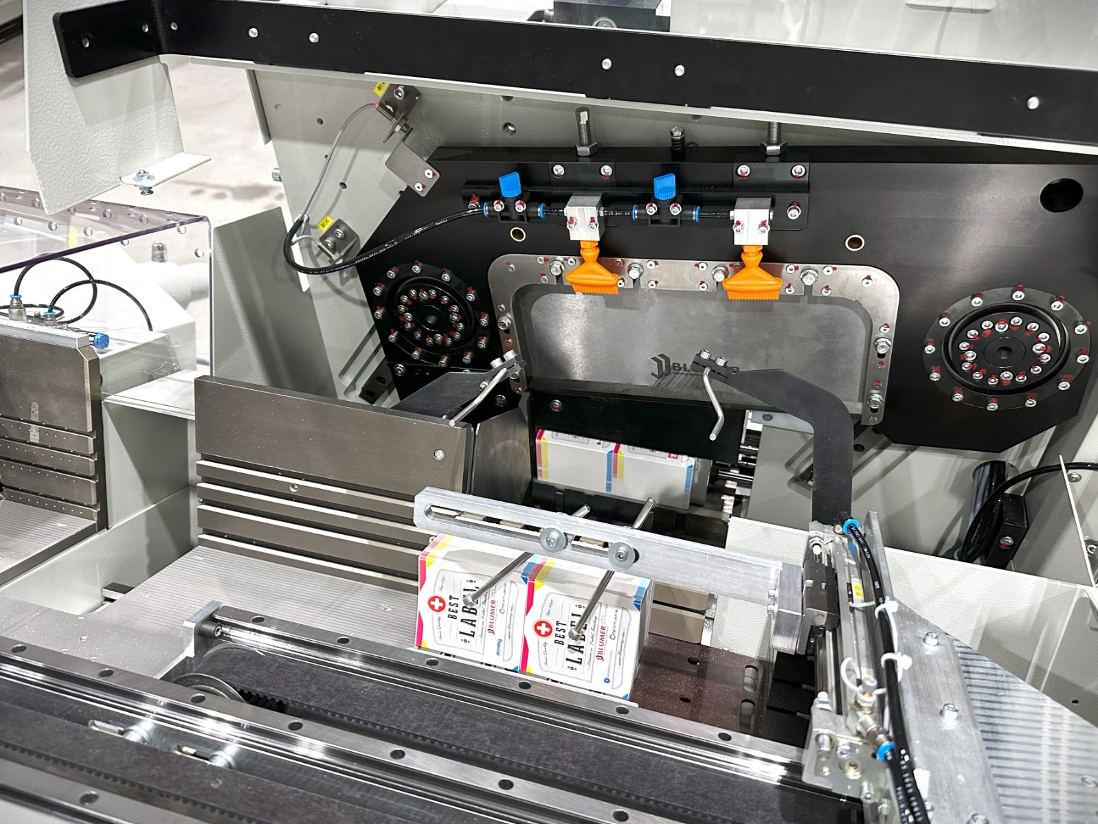 Blumer: ATLAS 1110 DS Punching Machine